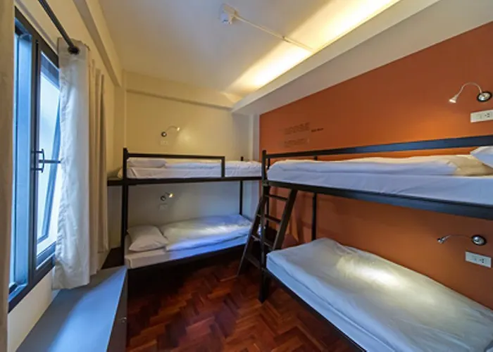 Siam Mitr Albergue