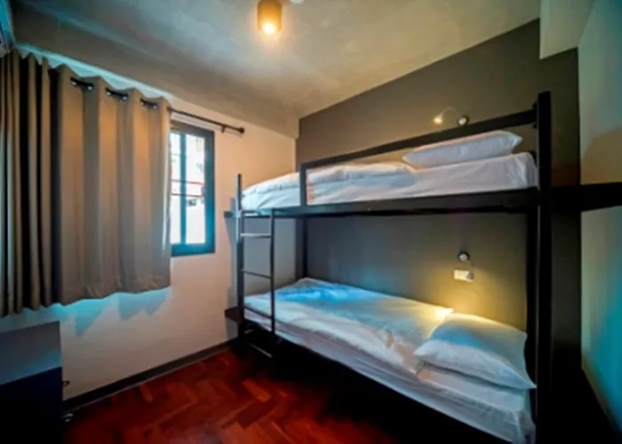 Siam Mitr Albergue *
